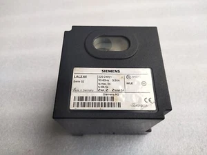 CONTROL QUEMADOR ACEITE SIEMENS LAL 2.65 SERIE 02 220-240V HECHO EN ALEMANIA - Imagen 1 de 9