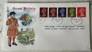 GB QEII 1969 1st Ever se-tenant Coil SG725m Stuart Embossed FDC Southampton CDS - Picture 1 of 3