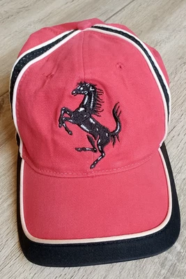 Original Ferrari F1 2000s Cap with Logo and Serial number Red/Black Formula 1 - Image 1 of 4