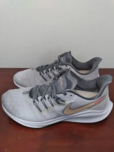 Nike Wmns Air Zoom Vomero 14 Platinum Grey Crimson Tint Women AH7858-005 Sz 10 - Picture 1 of 7