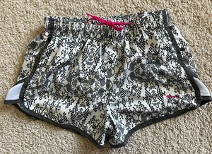 Puma Little Girl Geo Camo Print Lined Athletic Running Casual Shorts Medium 8/10 - Picture 1 of 8