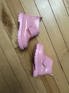 Mini Melissa Pink Lined Baby/Toddler Boots Size 6 Waterproof NWOB Warm Winter - Picture 1 of 5