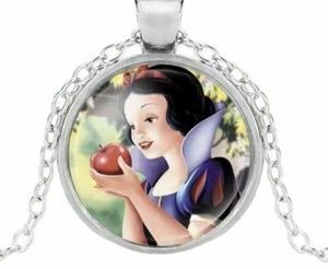 NEW Girls Disney Princess Snow White Silver Plated Round Cabochon Necklace - Picture 1 of 1