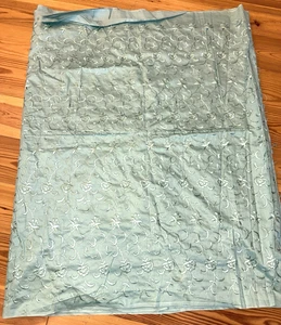 VINTAGE COTTON EMBROIDERED FABRIC DRESS DECOR--6 YARDS X 36"-MEDIUM GREEN FLORAL - Picture 1 of 2
