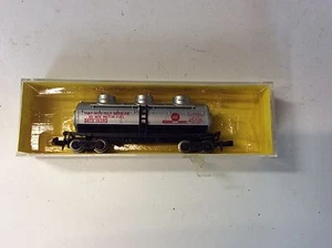 MRC N scale "Gulf" 3 dome tank car Rd. #15592 - Picture 1 of 1