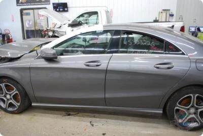 二手主动悬挂控制模块 适合:2014 梅赛德斯-奔驰 梅赛德斯 cla-clas — 第 1/4 张图片