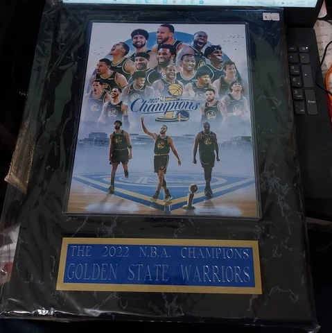 2022 NBA Champions G.S. Warriors 12x15 Plaque with 8x10 Picture & Engraved Plate Cover