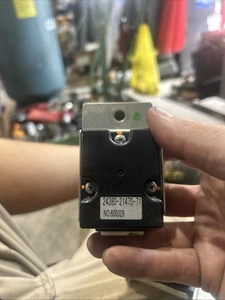 Toyota 24380-21470-71. Used. As Pictured. Free Shipping. 24380-21470-71 - Picture 1 of 1