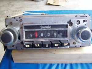 GM AC Delco AM radio, Service Model #94EPB3, Serial #34V-07083, Product #7306954 - Picture 1 of 4