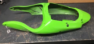 Good OEM 98-99 Kawasaki ZX9R ZX900C Tail Fairing Rear Cowl 36001-1594 - Picture 1 of 11