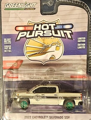 GREENLIGHT GREEN MACHINE HOT PURSUIT CHASE-2022 CHEVY SILVERADO  - Image 1 of 4