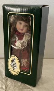 NIB Geppeddo 7" Porcelain Fashion Doll 06C904 Includes Burgundy Dress Hat Purse - Picture 1 of 8