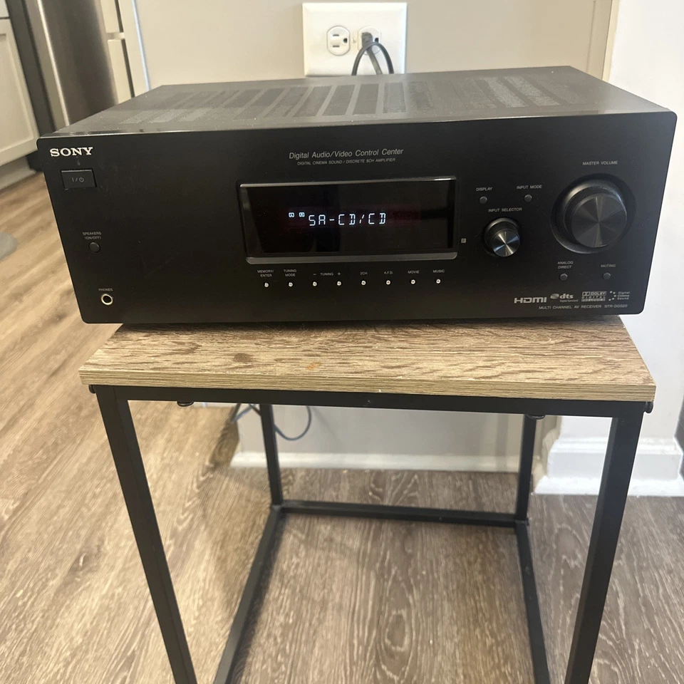 Sony STR-DG520 Digital 5.1 HiFi Stereo Receiver Includes Cables/no Remote - Image 1 of 4