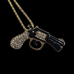 Betsey Johnson funkelnde schwarz & Diamant Strass Gewehr Revolver Halskette - Bild 1 von 4