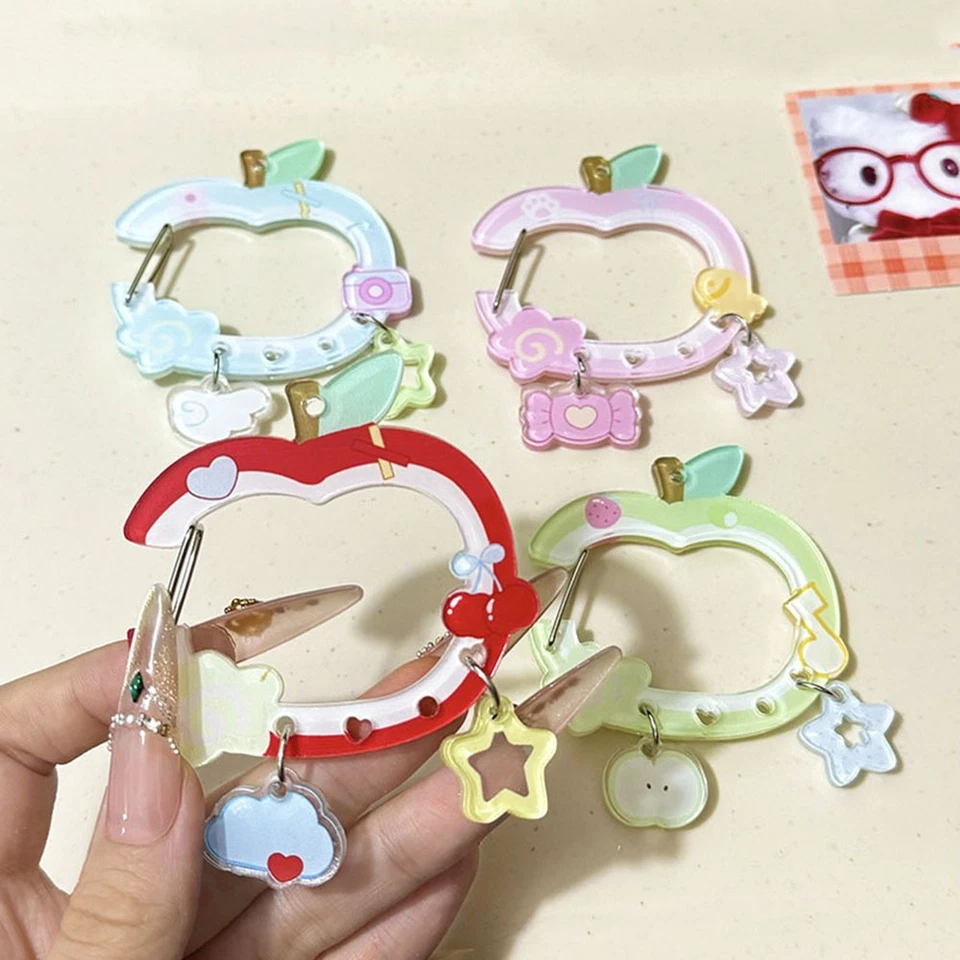 Chaveiro mosquetão acrílico design Apple para decoração de mochila com zíper bolsa - Imagem 1 de 4