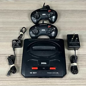 SEGA MEGA DRIVE II GAMES CONSOLE RETRO VINTAGE PAL 16-BIT COMPLETE WORKING - Picture 1 of 15
