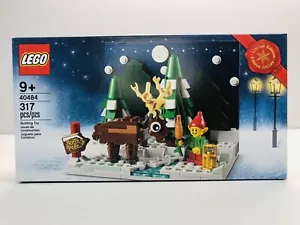 LEGO Seasonal: Santa's Front Yard (40484) New in Sealed Box - Picture 1 of 7