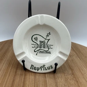 Cenicero de cerámica MCM The Nautilus Miami Beach de colección, Royal China EE. UU. 5,5" de diámetro - Imagen 1 de 3