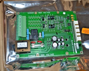 ROCKWELL AUTOMATION LIQUIFLO VFD Inverter SYNC CIRCUIT BOARD ASSEMBLY ~ 179646 - Picture 1 of 10