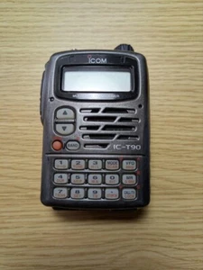 ICOM IC-T90 50/144/430MHz Trancevier FM - Zdjęcie 1 z 9