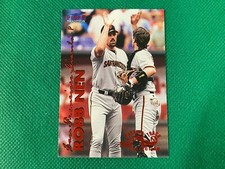 1999 Fleer Tradition Warning Track #184 Robb Nen San Francisco Giants