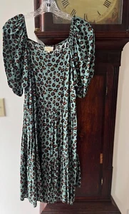 Leopard print dress in blues women’s size small fits like a medium layers Clothi - Picture 1 of 8