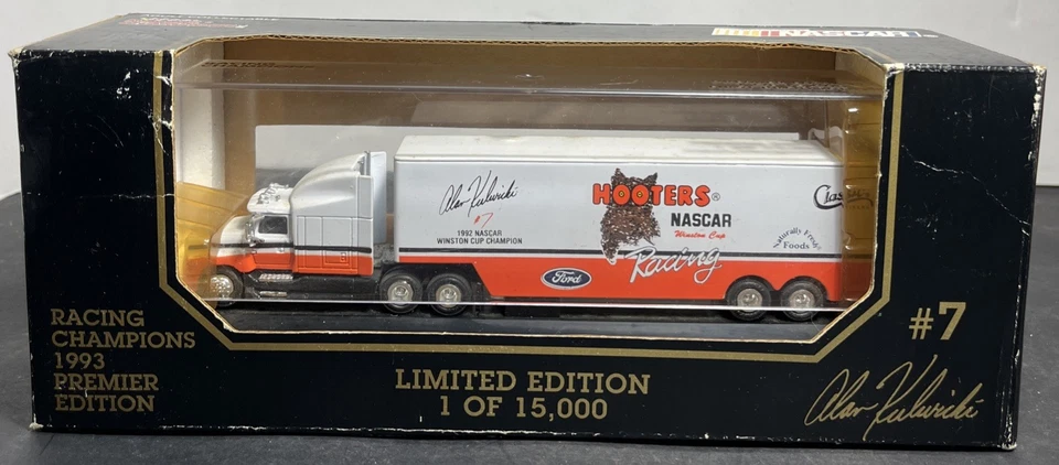 1993 Alan Kulwicki #7 Hooters TRANSPORTER Hauler -1 64 Racing Champions Premier