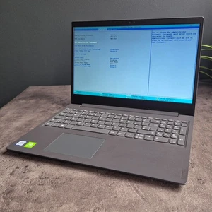 Lenovo V15-IWL Core i5-8265U 1.6Ghz 8GB 256GB 15.6" 1080p Laptop Notebook - Picture 1 of 4