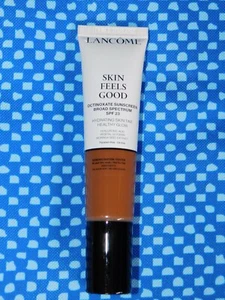 LANCOME 12W PIEL ÁMBAR SOLEADO SE SIENTE BIEN tinte 1.08 oz NUEVO SPF CADUCADO 7/21 #LA424 - Imagen 1 de 3