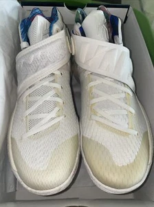 Size 8.5 - Nike Kyrie 2 What The - Picture 1 of 7