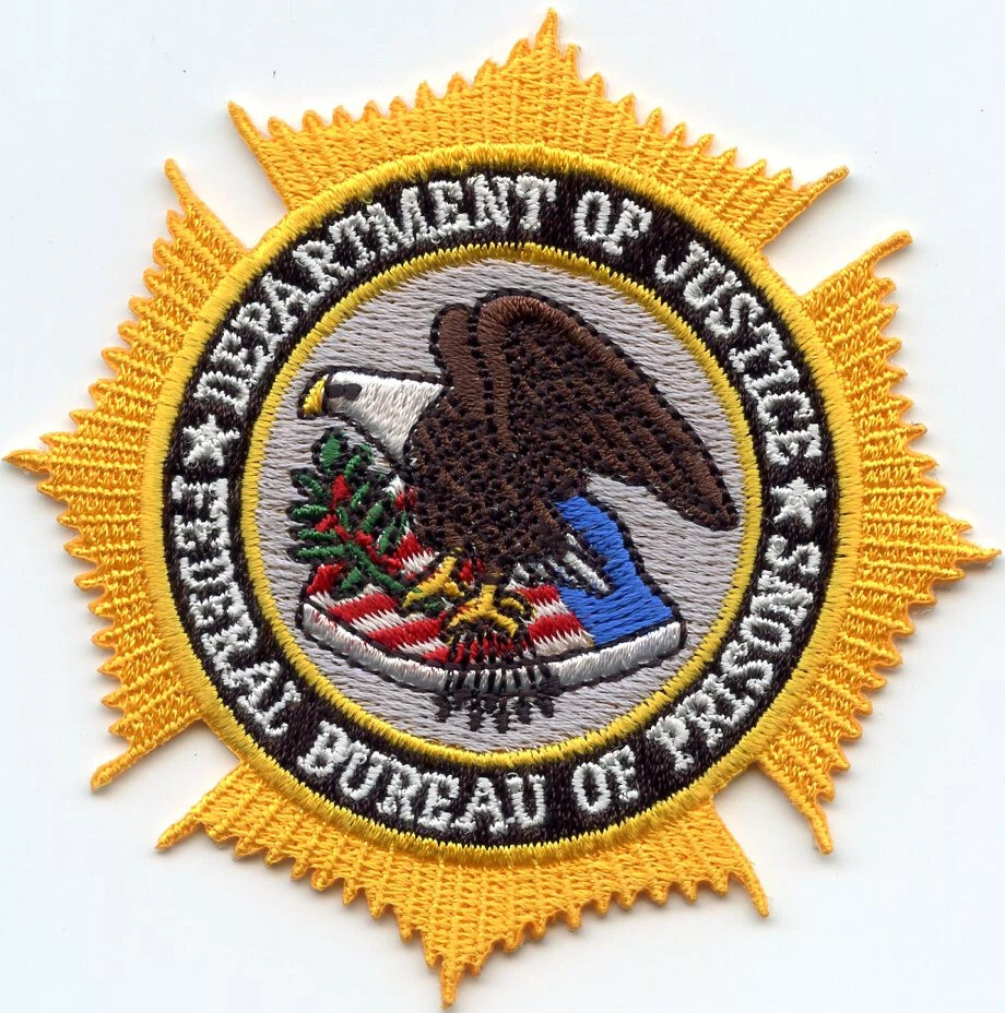 DOJ FEDERAL BUREAU OF PRISONS Washington DC DOC CORRECTIONS police PATCH - Image 1 of 1