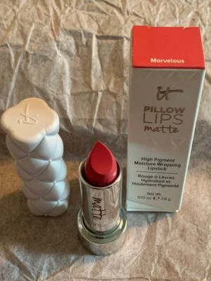 it PILLOW LIPS MATTE - HIGH PIGMENT MOISTURE WRAPPPING LIPSTICK  - Image 1 of 3