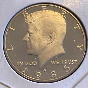 BELLISSIMO CAMEO KENNEDY MEZZO DOLLARO K85s proof 1985-s - Foto 1 di 2