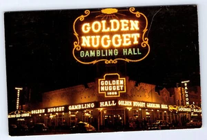 Cartolina Las Vegas Nevada Golden Nugget Gambling Hall vista notturna C634 - Foto 1 di 2
