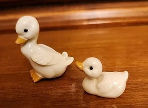 Vintage Miniature Hagen Renaker Mama and Baby Duckling Figurines Retired - Picture 1 of 9