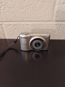 Nikon fotocamera digitale Coolpix L25 10,0 megapixel argento - Foto 1 di 5
