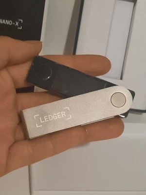 Ledger Nano X Crypto Hardware Wallet - Onyx Black - NEVER USED - Image 1 of 4