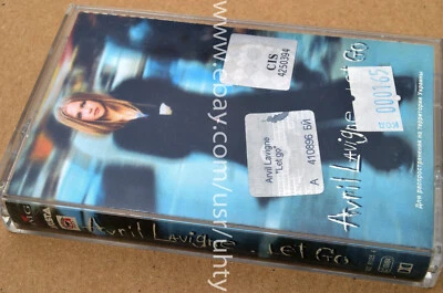 AVRIL LAVIGNE LET GO DEBUT RARE UKR ORIGINAL TAPE CASSETTE ALTERNATIVE POP ROCK Foto 1 de 2