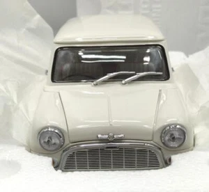 Kyosho Maßstab 1:18 Morris Mini Minor weiß Modell Mini Auto - Bild 1 von 11