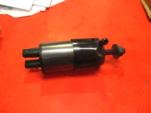 CHEVROLT-GMC- GM--1982-1986 NEW-Washer Pump - Picture 1 of 2