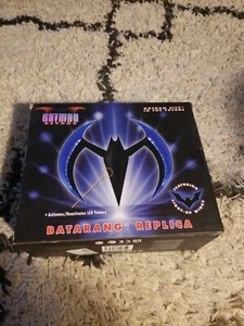 BATMAN BEYOND BATARANG REPLICA FEATURING LIGHT UP WINGS-No Batteries. Open Box - Picture 1 of 9