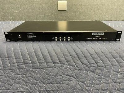 Shiny Bow SB4140 VGA Switcher - Image 1 of 4