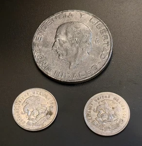 Mexiko Diez Pesos Hidalgo 1956, große Silbermünze 90% Silber & zwei 25 Centavos - Bild 1 von 5