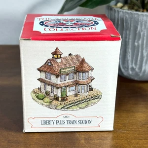 Vintage Liberty Falls Bahnhof Village House Americana Collection 1993 - Bild 1 von 7