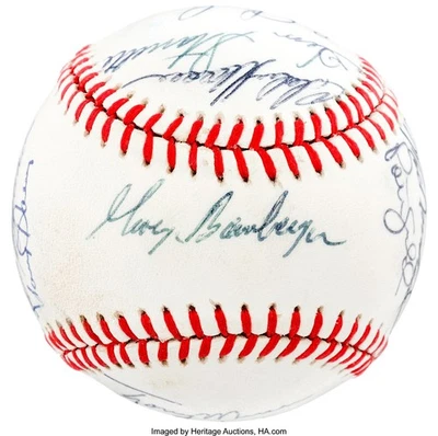 MILWAUKEE BREWERS TEAM SIGNED 1985 BALL PAUL MOLITOR ROBIN YOUNT GANTNER HOWARD+ - Image 1 of 4