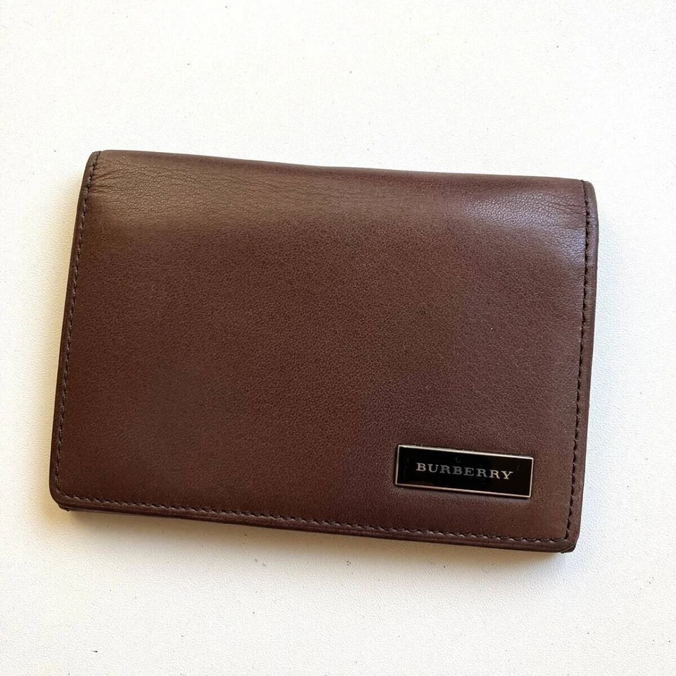 Estuche para tarjetas de visita de cuero auténtico BURBERRY marrón Foto 1 de 4