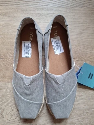 Toms Textil-Slipper Sommerschuhe beige/grau greige  neu 55,95€ Gr. 38 24,5  cm - Bild 1 von 4