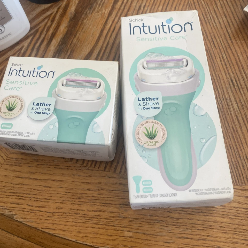 Женские бритвы Schick Intuition с 8 лезвиями и одной ручкой - Изображение 1 из 1
