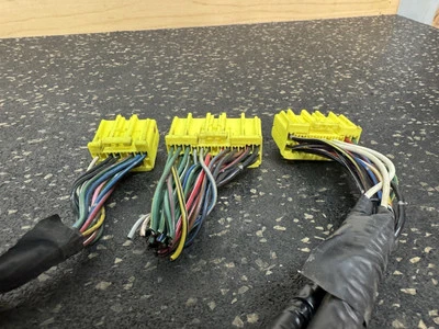 1994 1995 94 Mitsubishi 3000GT Dodge Stealth ECU Engine Plugs Harness MD192591 - Image 1 of 4