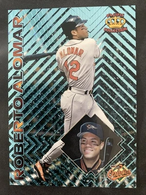 1997 Pacific Crown Collection Prism Light Blue Roberto Alomar #7 HOF - Image 1 of 2